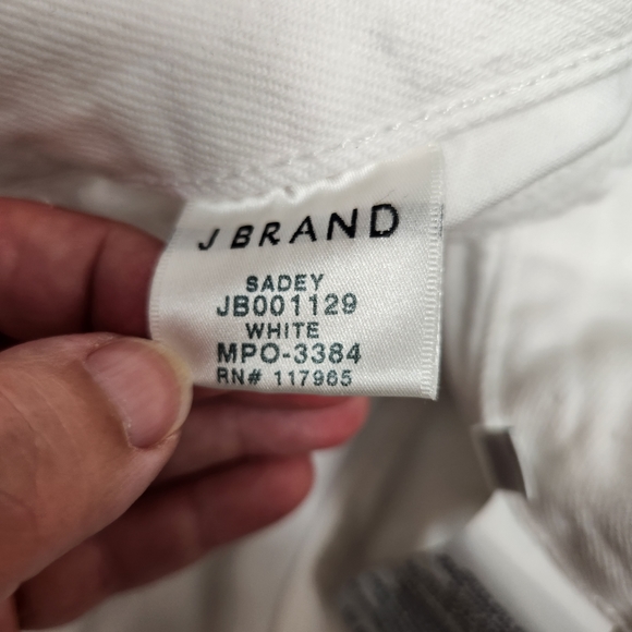 NWT J BRAND Sadey Mid-Rise Crop Straight jeans - Picture 8 of 16